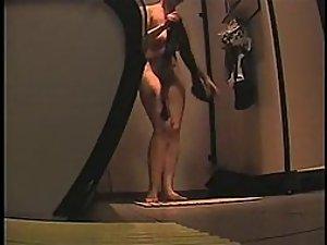 Hot mature lady came for some tan Picture 1