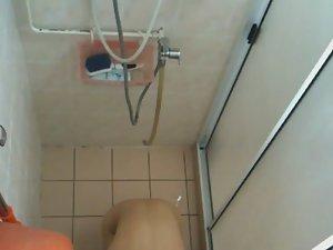 Little asian butt on a hidden shower cam Picture 7
