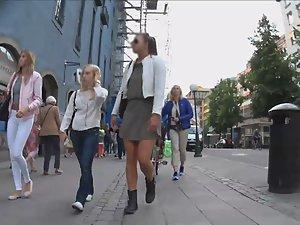 Graceful ass in hot girl's upskirt Picture 4