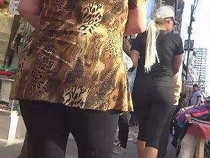 Fabulous milf in tight spandex Picture 6