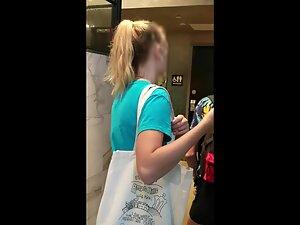 Easy to imagine her naked in such shorts Picture 8