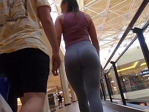 Ass looks magical when tights crawl in the crack Picture 6