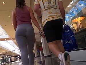 Ass looks magical when tights crawl in the crack Picture 7
