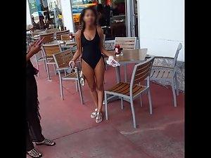 Voyeur checks out a nervous black girl in swimsuit Picture 6
