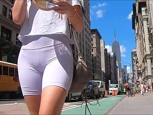 Subtle cameltoe of fit girl in shorts Picture 1