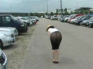 Wife in see through leggings on a parking Picture 8