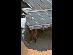 Voyeur caught neighbor fucking and cumming in hot girl's mouth Picture 2