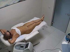 Spying on fuckable milf during depilation Picture 8