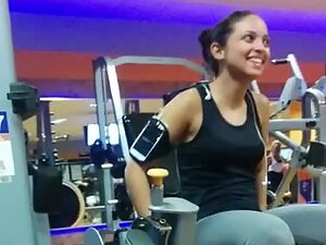 Hot bubbly ass of a smiling milf caught by a gym voyeur