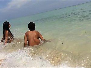 Amazing body of young milf on the beach Picture 7