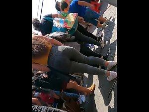 Hot shorty got a big booty Picture 6