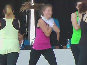 Lots of tits flying all over the place Picture 8