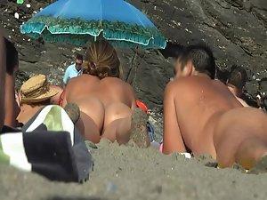 Dirty feet of an incredible naked girl Picture 8