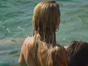 She made all the boys very happy Picture 4