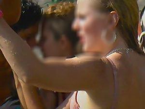 She made all the boys very happy Picture 8