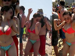 Big boobs shake when she dances in bikini Picture 3