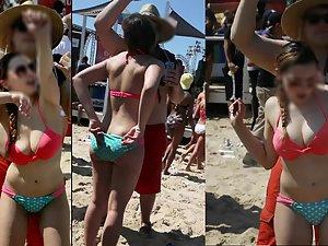 Big boobs shake when she dances in bikini Picture 7