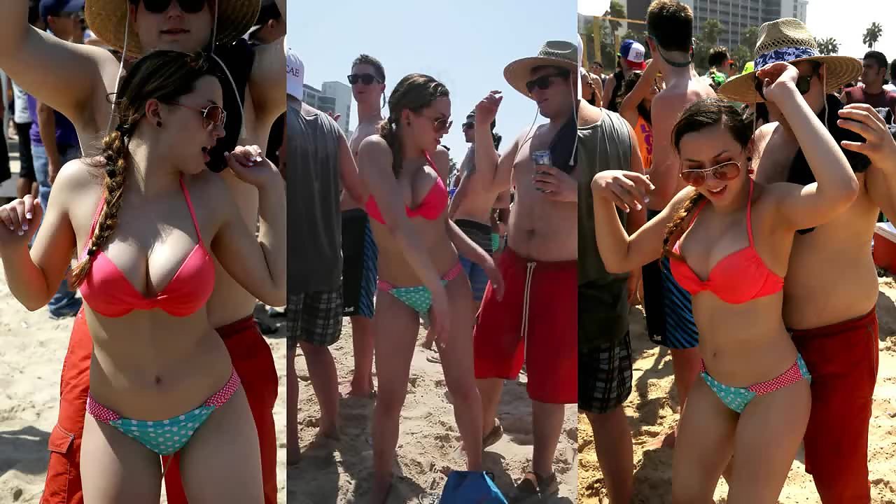1280px x 720px - Big boobs shake when she dances in bikini - Voyeur Videos