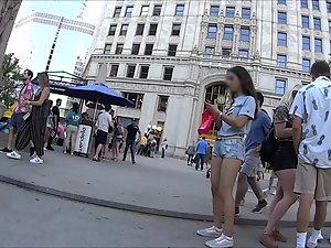 Tourist girl with terrific butt in loose shorts Picture 3