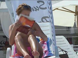 Topless girl in pink thong bikini Picture 3