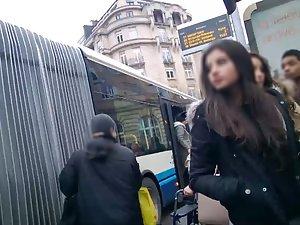 Bad voyeur spotted by two teen girls Picture 6