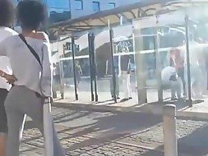 I want her to lean on my pole