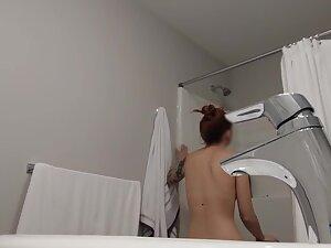 Tough but likeable nude redhead spied in shower Picture 1