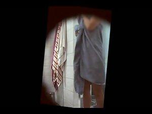 Nude girlfriend spied as she wipes off Picture 8