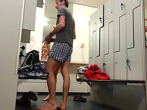 Hipster couple undressing in unisex locker room Picture 6