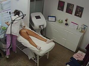 Spying on sensitive pussy during hair removal treatment Picture 2
