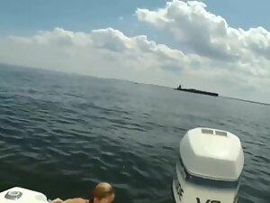 Nipple slip right after swimming Picture 3