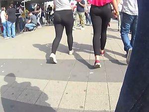 Third black leggings were transparent Picture 4