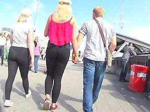 Third black leggings were transparent Picture 5