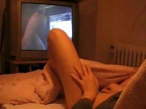 Sister watching porn and rubbing pussy Picture 4