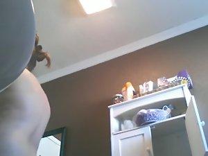 Nude chubby sister filmed secretly Picture 4