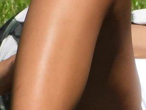 Zooming on milky smooth crotch in the park Picture 8
