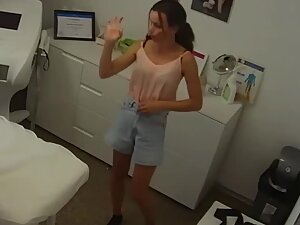 Spying on fuckable petite girl during depilation
