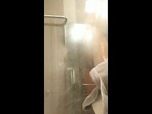 Spying on hot naked sister talking on phone in shower Picture 8