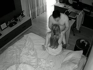 Spying on curvy housewife fucked in doggy pose and riding dick Picture 2