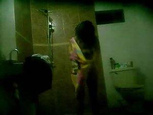 Spying her as she showers Picture 4