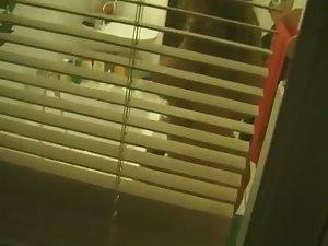 Most amazing window peep ever made Picture 1