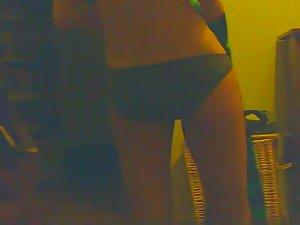 Skinny girl preparing for bed Picture 6