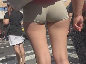 Tight shorts designed to advertise Picture 4