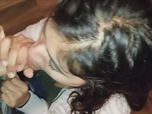 Cumshot all over her little nose Picture 4