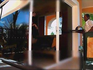 Hot babe makes hotel worker get a boner Picture 2