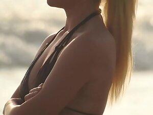 Blonde in sexy bikini enjoys the beach with boyfriend Picture 2