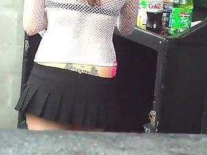 Checking out the hot waitress Picture 7