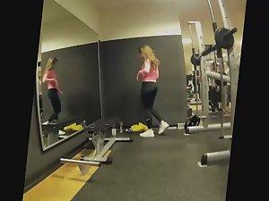 Fit girl's workout is secretly filmed Picture 1