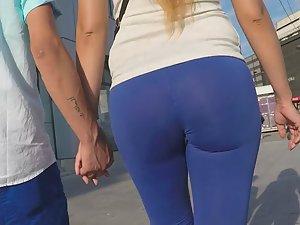 Sexy kitten in skin tight blue leggings Picture 6