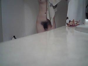 Record breaking pubic bush got spied Picture 2